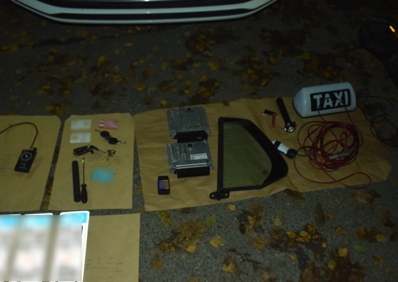 U Zagrebu dolijao serijski provalnik u automobile, pogledajte što je sve policija pronašla kod njega
