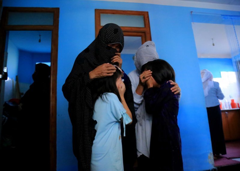 Afganistan: Najmanje 19 mrtvih u napadu na školu Kurana