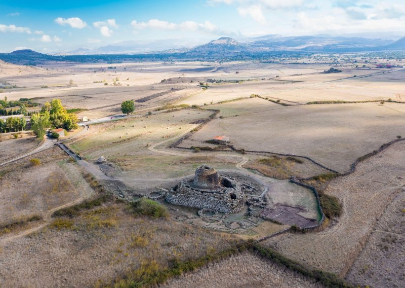 Nuraghi, tajnoviti spomenici drevne civilizacije sa Sardinije