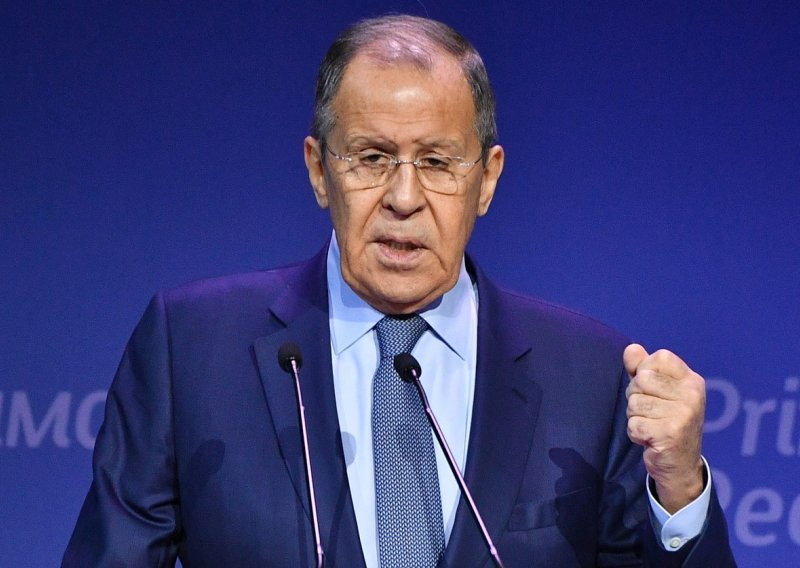Lavrov kaže da je Rusija spremna poslati misiju na armensko-azerbajdžansku granicu