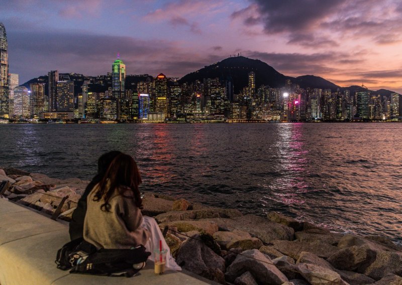 Hong Kong će ublažiti neke mjere zabrane uvedene zbog Covida