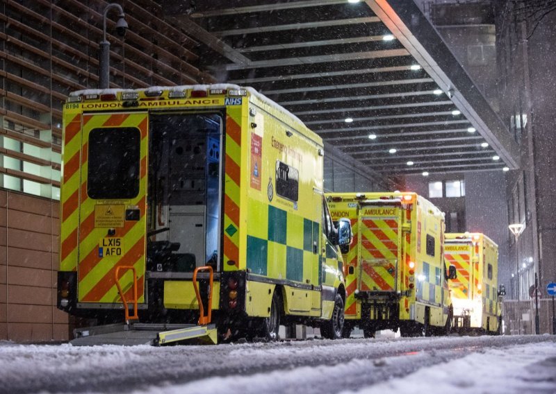 Velika Britanija: Trojica dječaka umrla nakon pada u zamrznuto jezero