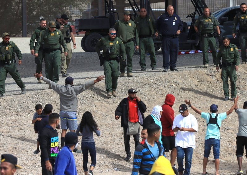 Izvanredno stanje u El Pasu zbog migranata