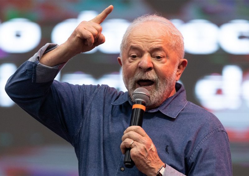 Lula osudio upad 'fašističkih vandala' u Kongres i predsjedničku palaču