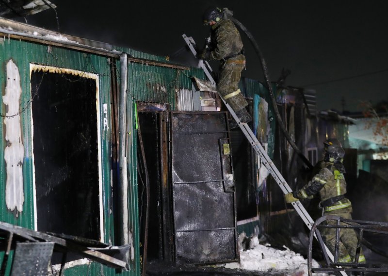 [FOTO] Strava u ilegalnom ruskom domu za starije osobe: u požaru poginule 22 osobe
