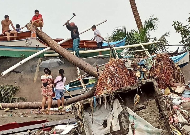 Poplave i klizišta na Filipinima: 25 osoba poginulo, mnogi su nestali