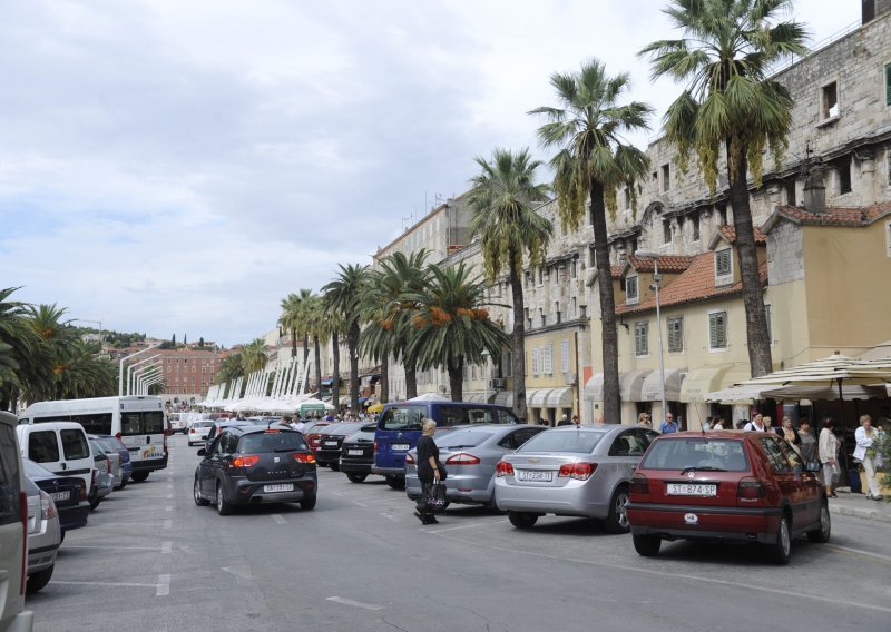 Javni prijevoz jeftiniji, parking značajno skuplji: Splitska vlast objavila cijene usluga u eurima