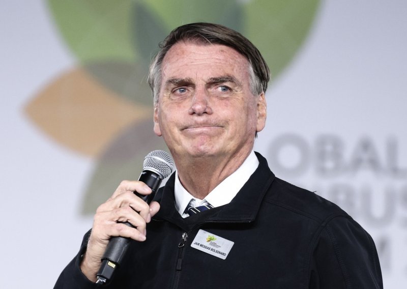 Bolsonaro najavio povratak u Brazil nakon jednomjesečnog izbivanja