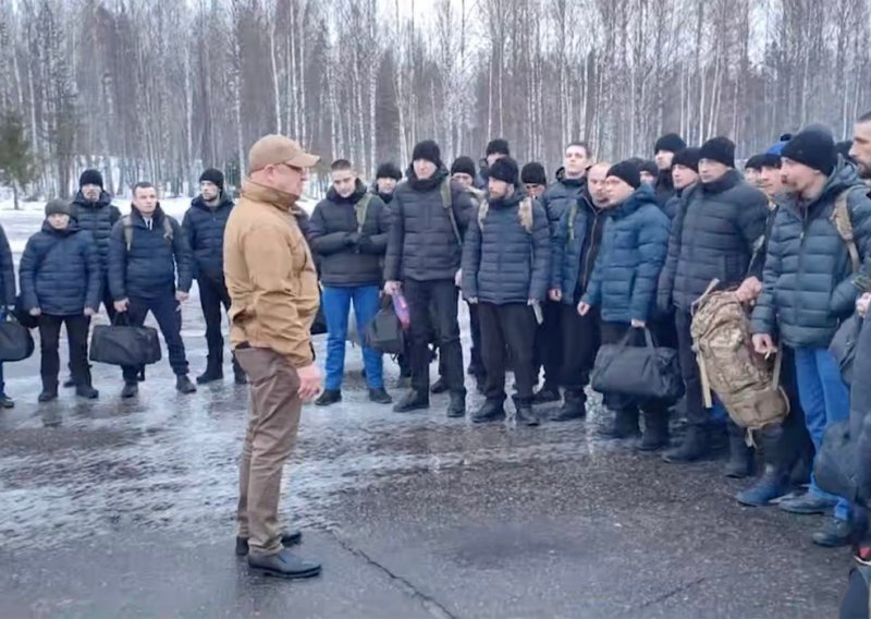 Ukrajinski obavještajci: U Kremlju se odvija grčevita borba za moć između vojske i vagnerovaca