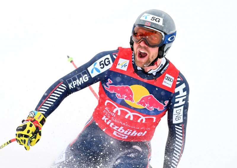 Prije dva dana slomio je kost, a danas je upisao pobjedu na jednoj od najopasnijih skijaških utrka