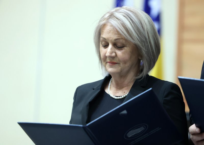 Krišto: Novi ministarski tim ubrzat će reforme i euroatlantski put BiH