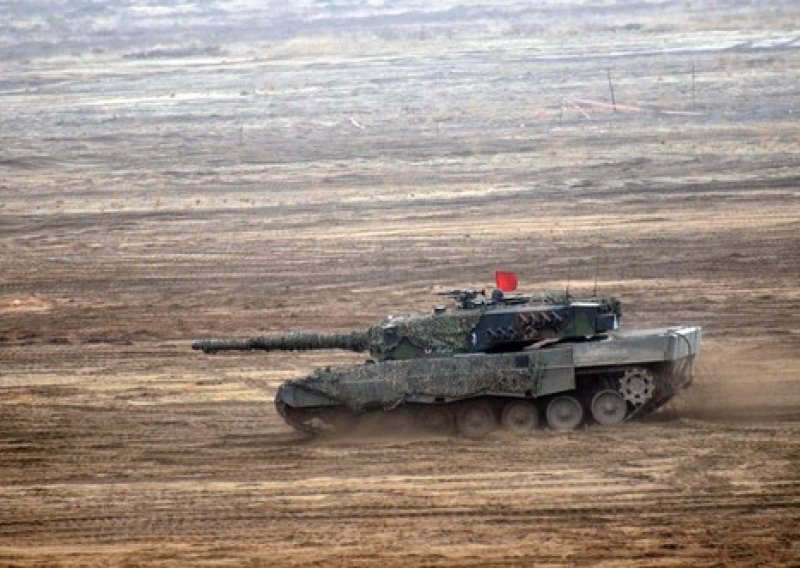 Ruska tvrtka ponudila pet milijuna rublji vojnicima koji u Ukrajini unište ili zarobe zapadne tenkove