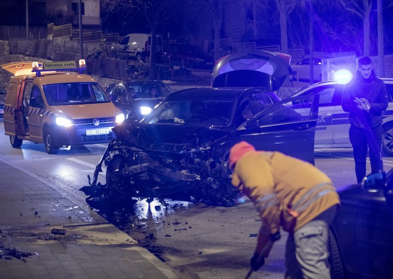 U teškoj prometnoj nesreći u Splitu ozlijeđene tri osobe