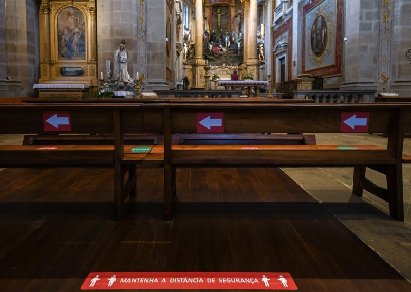 Pedofilija u portugalskoj Katoličkoj crkvi, od 1950. najmanje 4815 žrtava