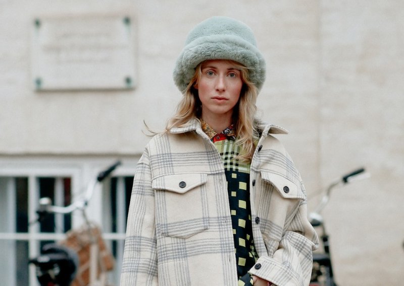 Vraća se modni klasik iz 60-ih: Ova jakna idealno je rješenje za prijelazno razdoblje