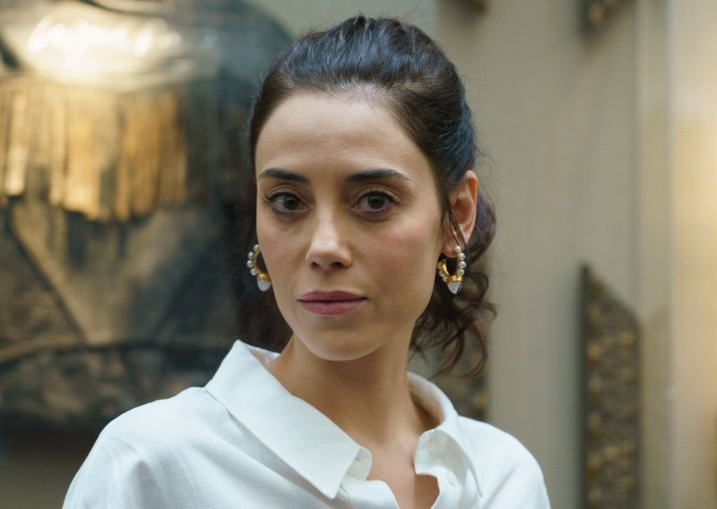 Od potresa nitko nije čuo za nju: Raste zabrinutost zbog nestanka omiljene turske glumice, zvijezde serije 'Ezel'