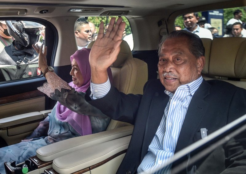 Bivši malezijski premijer Muhyiddin optužen za zlouporabu ovlasti i pranje novca