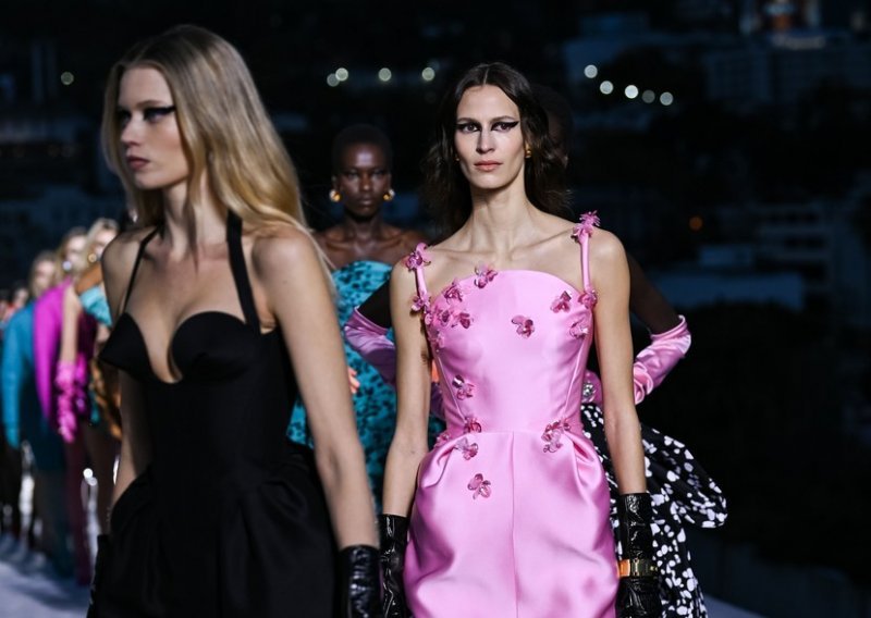 Revija o kojoj se govori: Versace priredio modni spektakl u Hollywoodu