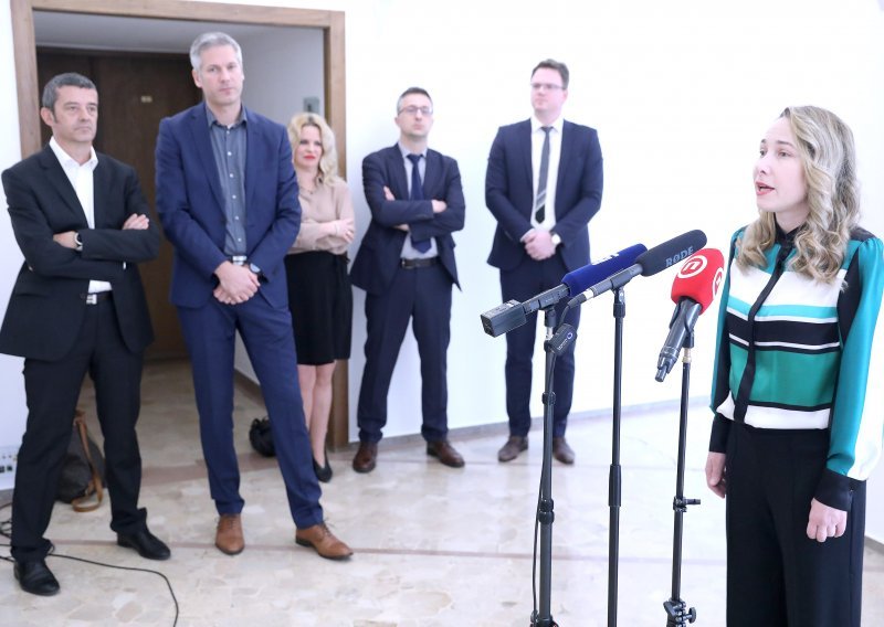 Selak Raspudić: Dok EU već izdaje etičke smjernice, u Hrvatskoj tema umjetne inteligencije nije ni otvorena