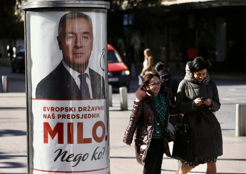 Počeli predsjednički izbori u Crnoj Gori, građani biraju među sedam kandidata