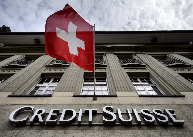 Više nema briga: Švicarska za spašavanje Credit Suissea osigurala 260 milijardi franaka, trećinu BDP-a!
