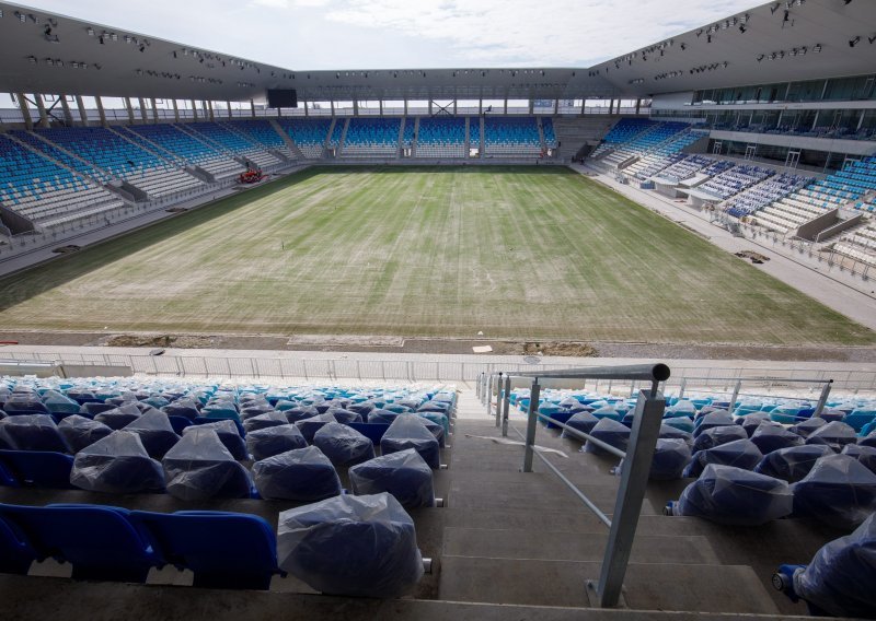 [FOTO] Pogledajte kako izgleda novi moderni stadion na Pampasu; NK Osijek širom je otvorio vrata