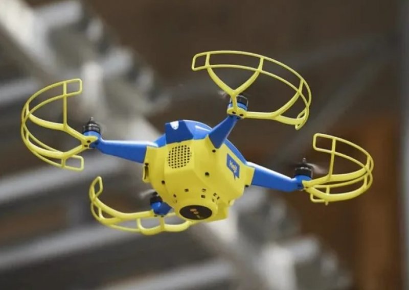 Više nema ručnog potvrđivanja svake palete: Stotinjak dronova noću pomaže radnicima u Ikei
