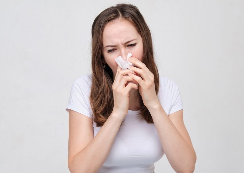 Patite li i vi od alergija? Uz ove savjete uspješno ćete smanjiti simptome