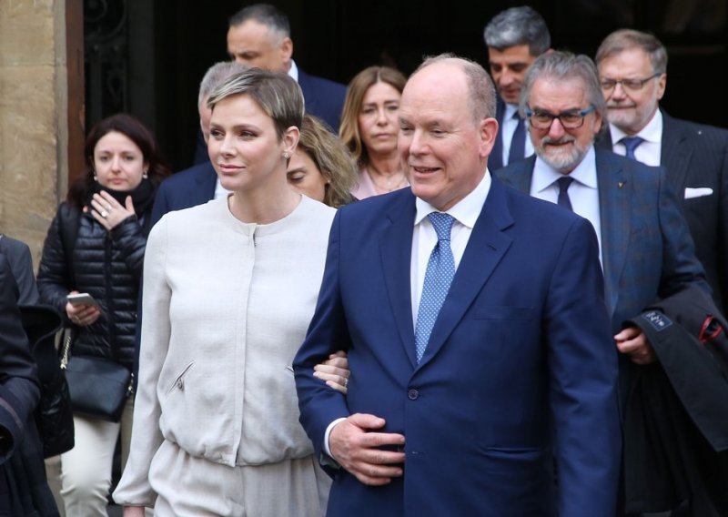Dugo ih nismo vidjeli zajedno: Princ Albert i princeza Charlene u Firenci
