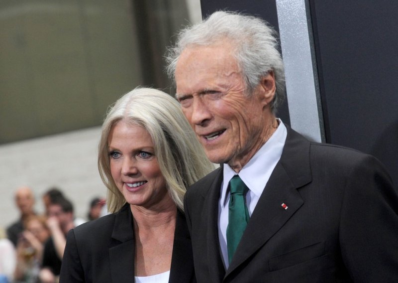 Ljubav i u devetom desetljeću: Tko je žena koju ljubi Clint Eastwood