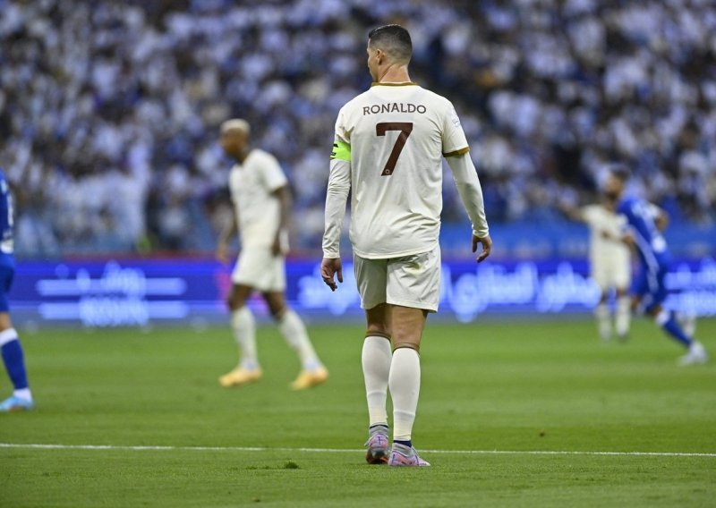 Nesretni Jeličićev debi ostao u sjeni Ronaldovog nesportskog poteza