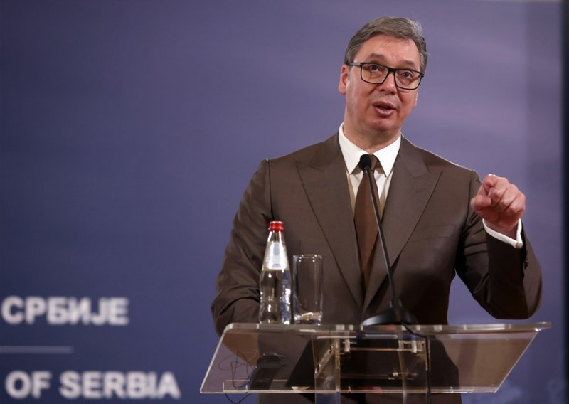 Vučiću ništa ne može promaknuti: Na društvenim mrežama prati tko 'lajka' prosvjede