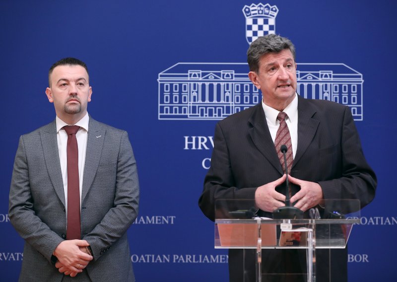 Suverenisti od Milanovića traže da pokrene ocjenu ustavnosti Zakona o prekršajima
