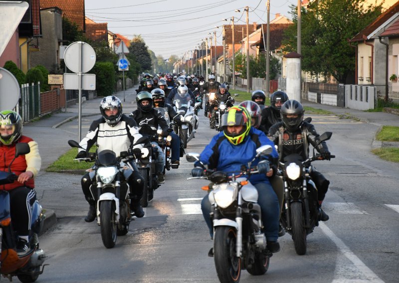 Jedinstvena prvomajska proslava: Na moto budnici više od tisuću motorista iz cijele Hrvatske