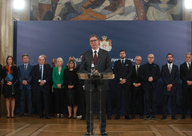 Vučić najavio: Razoružat ćemo Srbiju! Ni mali ni veliki monstrum neće nikad izaći iz zatvora