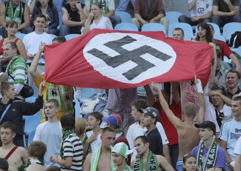 Eurozastupnici osudili isticanje simbola fašizma i nacizma. Šuica: Treba uključiti i komunizam