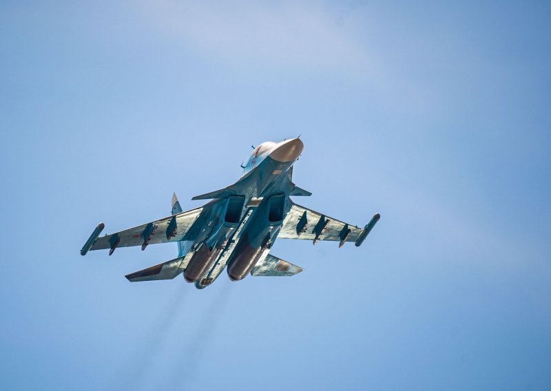 Rusija gubi najbolje avione, SU-34 srušio se na granici s Ukrajinom