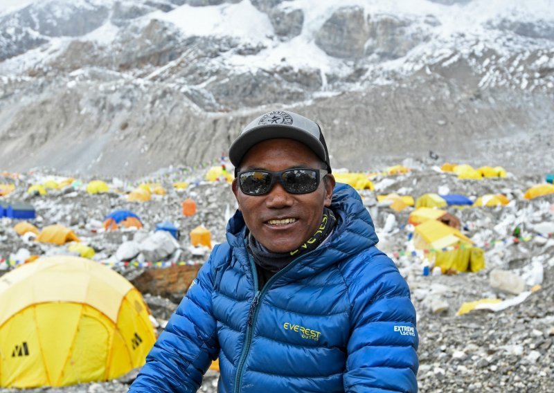 Nepalski alpinist još jednom osvojio Mount Everest, postigao novi rekord