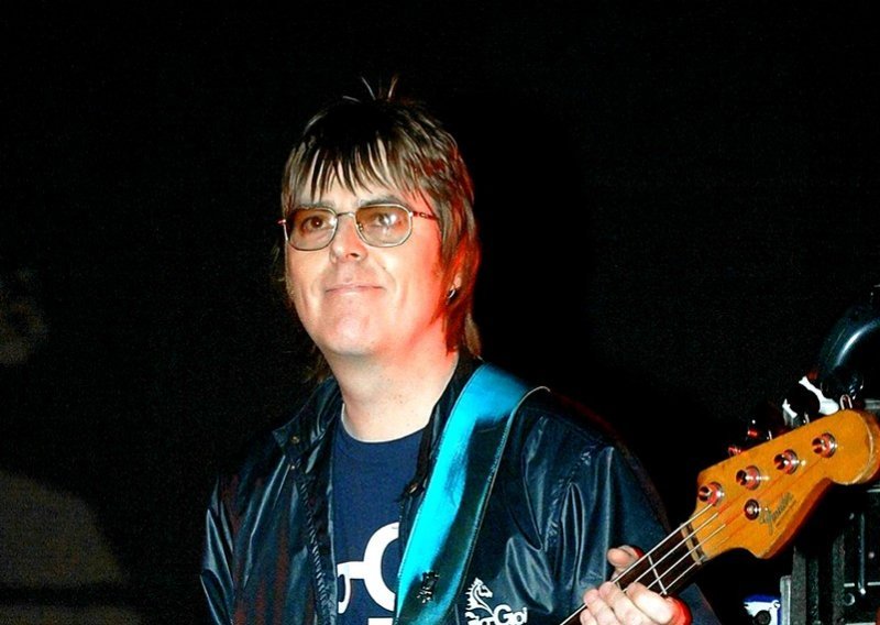 Nakon teške bolesti preminuo je Andy Rourke, bas gitarist benda The Smiths