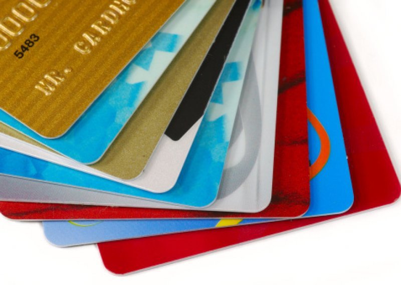 U Hrvatskoj 8,6 milijuna kreditnih i debitnih kartica