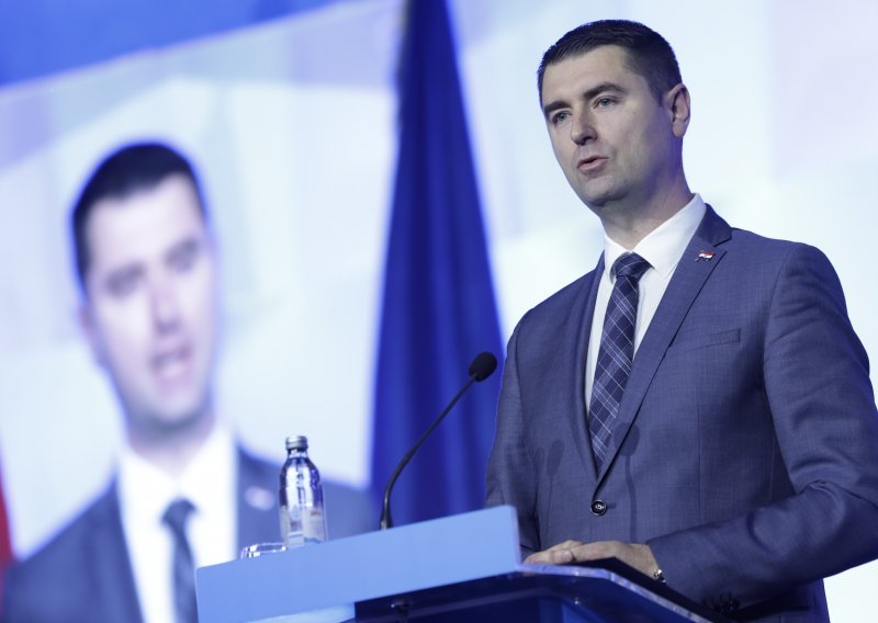 Filipović: Nije posao ministra da vodi brigu kako se kupuje i prodaje plin