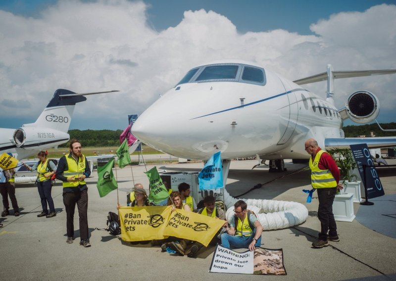 Zračni promet u Ženevi nakratko prekinut zbog klimatskih aktivista