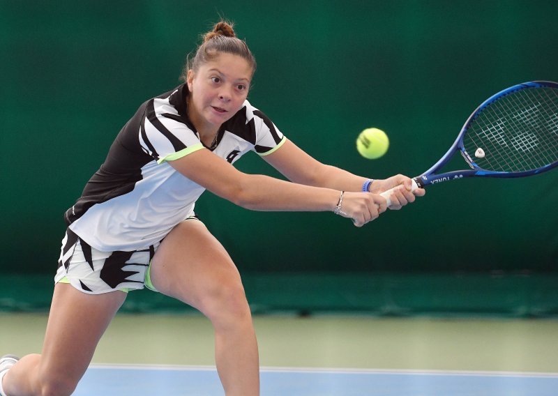 Mlada Hrvatica Antonia Ružić poražena u kvalifikacijama za nastup na Roland Garrosu
