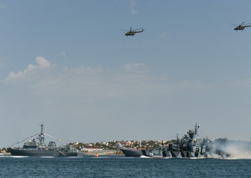 Rusi objavili: Ukrajinci su napali naš ratni brod gliserima bez posade