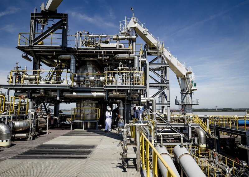 Kineska tvrtka zakupila terminal za ukapljeni plin u Rotterdamu