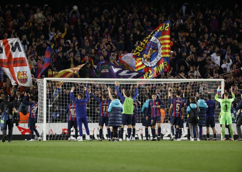Čak 25 Barceloninih navijača završilo iza rešetaka; sumnjiče ih i za ubojstvo