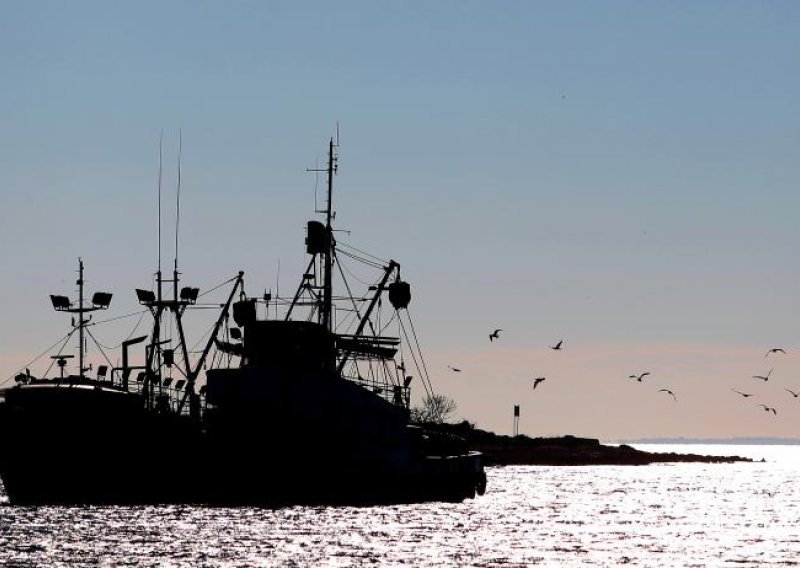 Talijanska ribarica 'privedena' zbog ribarenja u hrvatskom moru