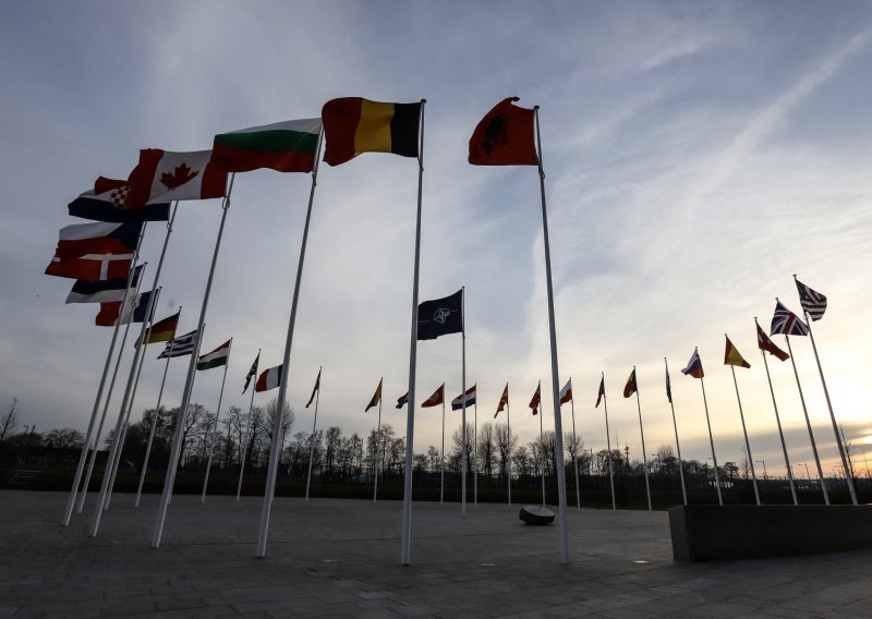 Pao veliki dogovor NATO saveznika: Izdvajat će se najmanje dva posto BDP-a na obranu
