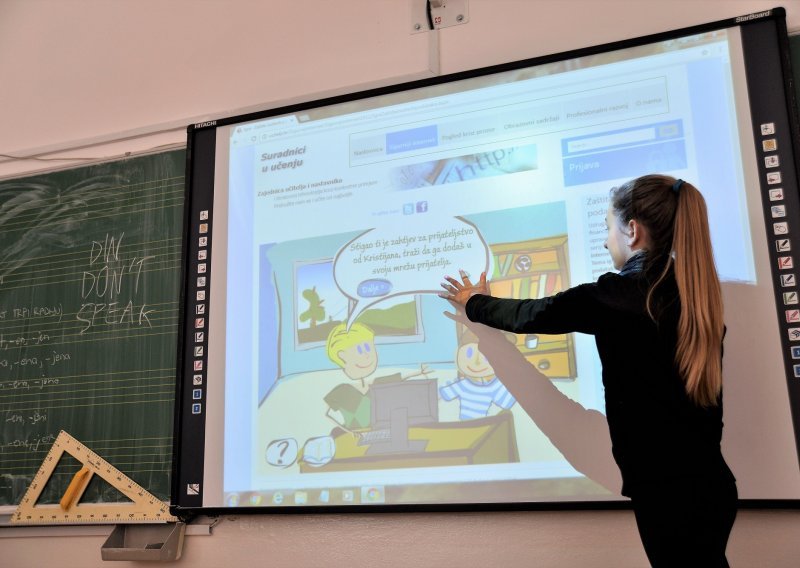 Osnovnoškolci u Zagrebu učili pomoću videokonferencije