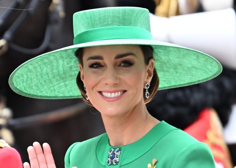 Kate Middleton svojim je modnim odabirom suptilno odala počast svojoj novoj tituli